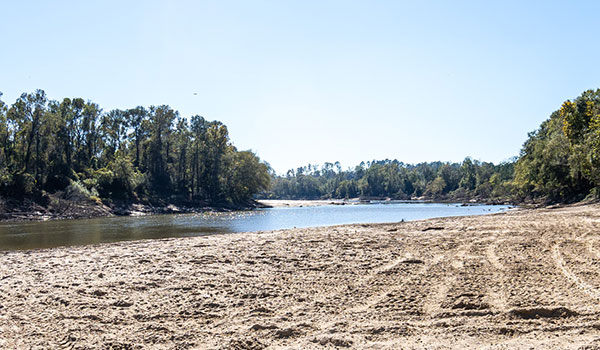 sandbar-swimming-hole